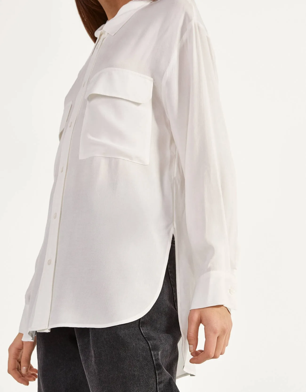 Weiße Oversize-Bluse aus Baumwolle · Weiß