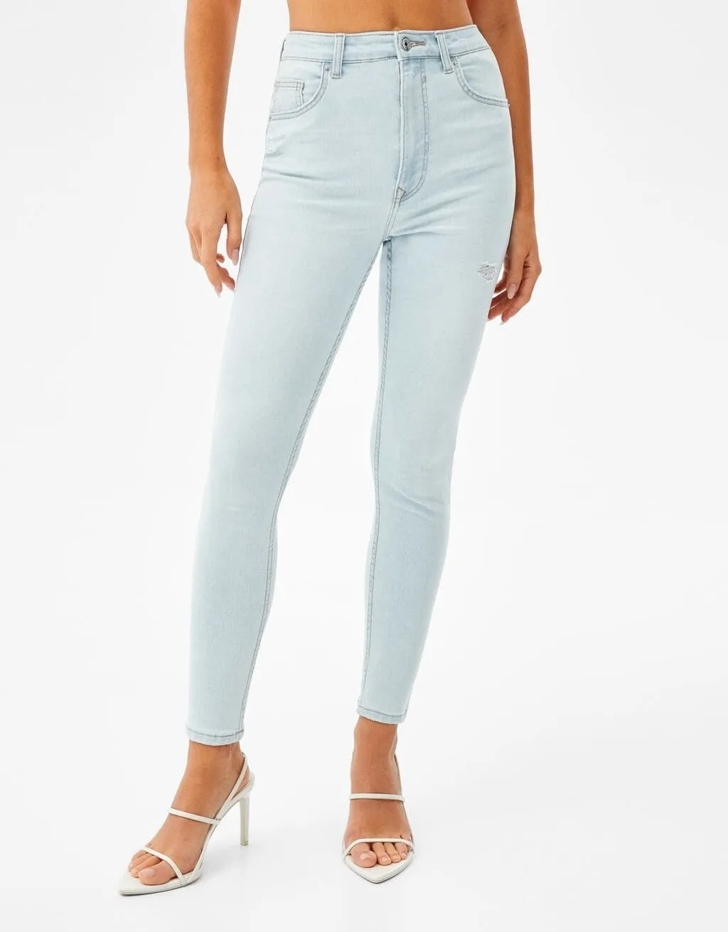 Super High Waist Jeans · Hellblau