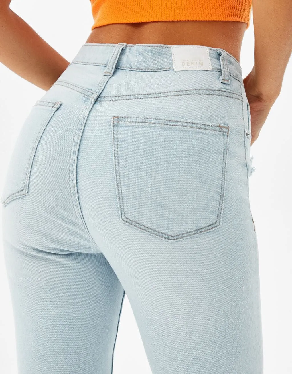 Super High Waist Jeans · Hellblau