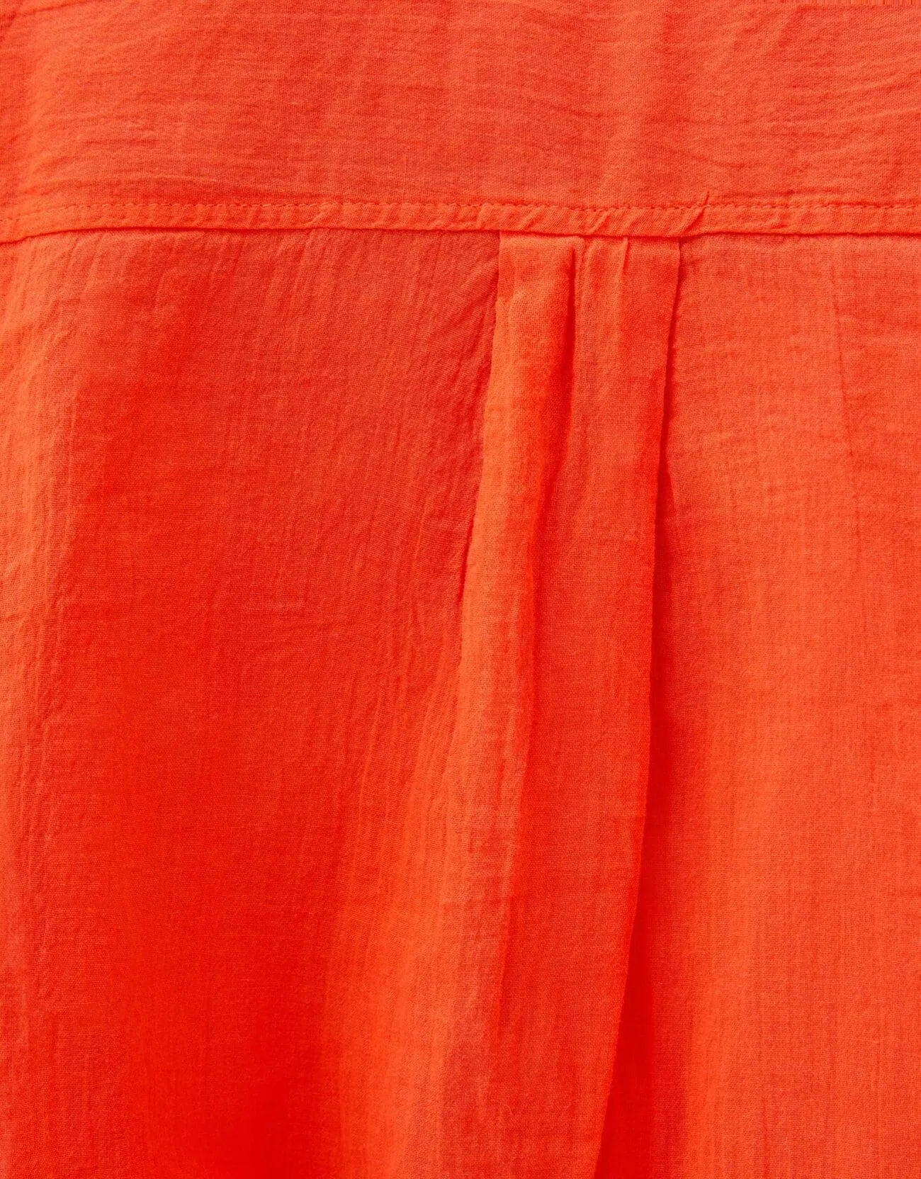 Oversize-Langarmhemd im rustikalen Look · Rot