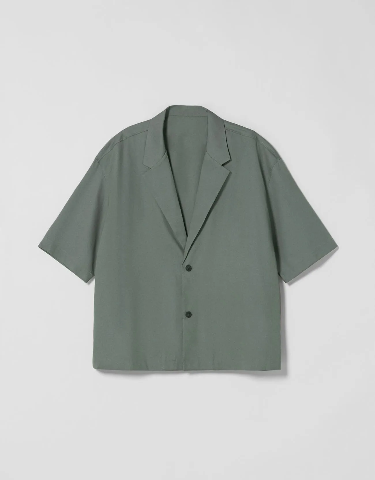 Oversize-Hemd aus Lyocell · Salbeigrün