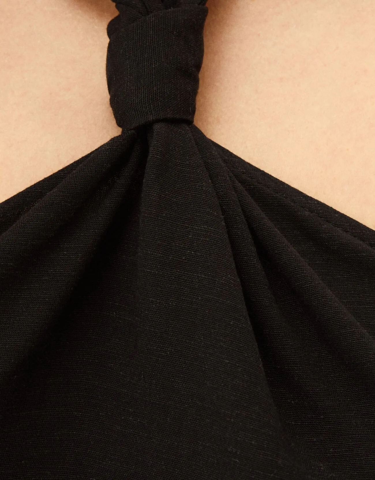 Cropped-Leinentop mit Neckholder · Schwarz