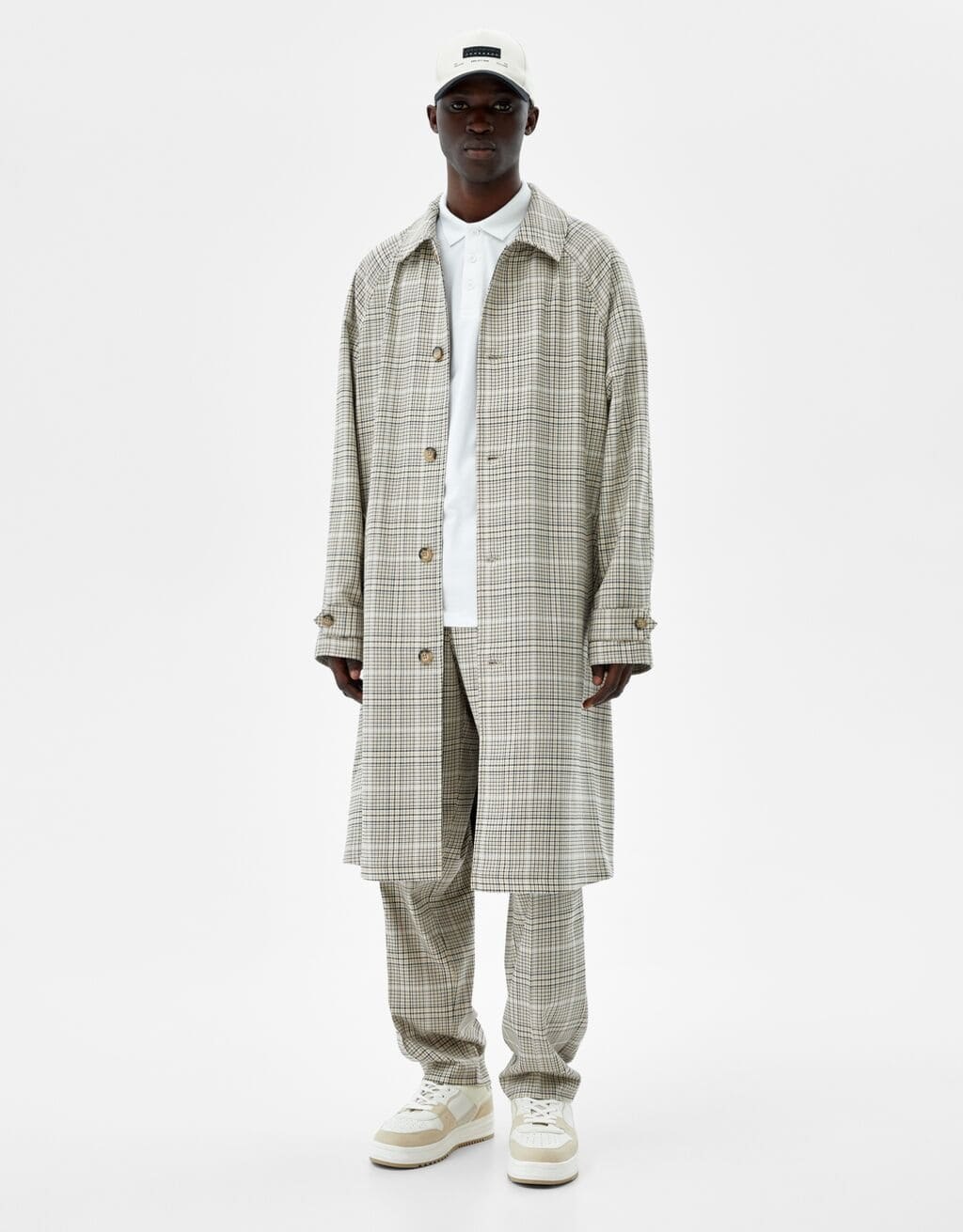 Karierter Trenchcoat · Camel