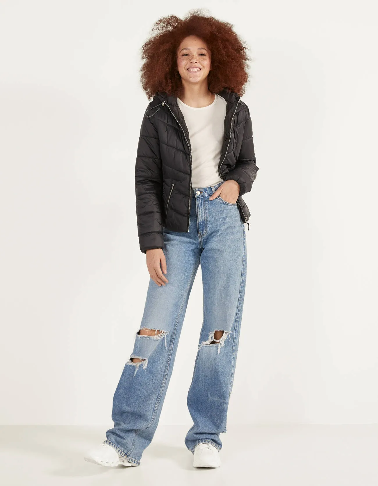 Steppjacke mit Kapuze · Schwarz