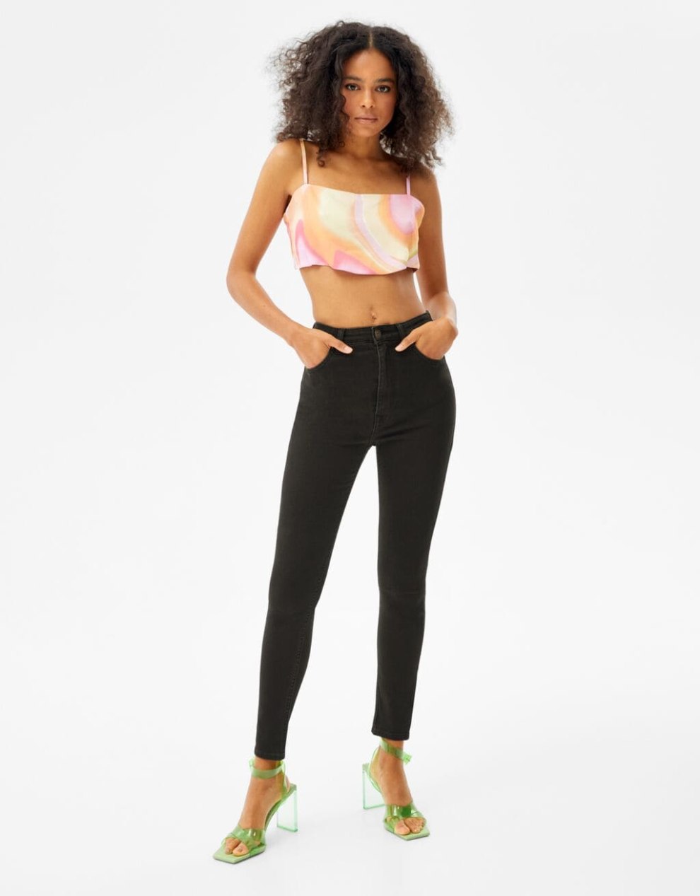 Super High Waist Jeans · Schwarz