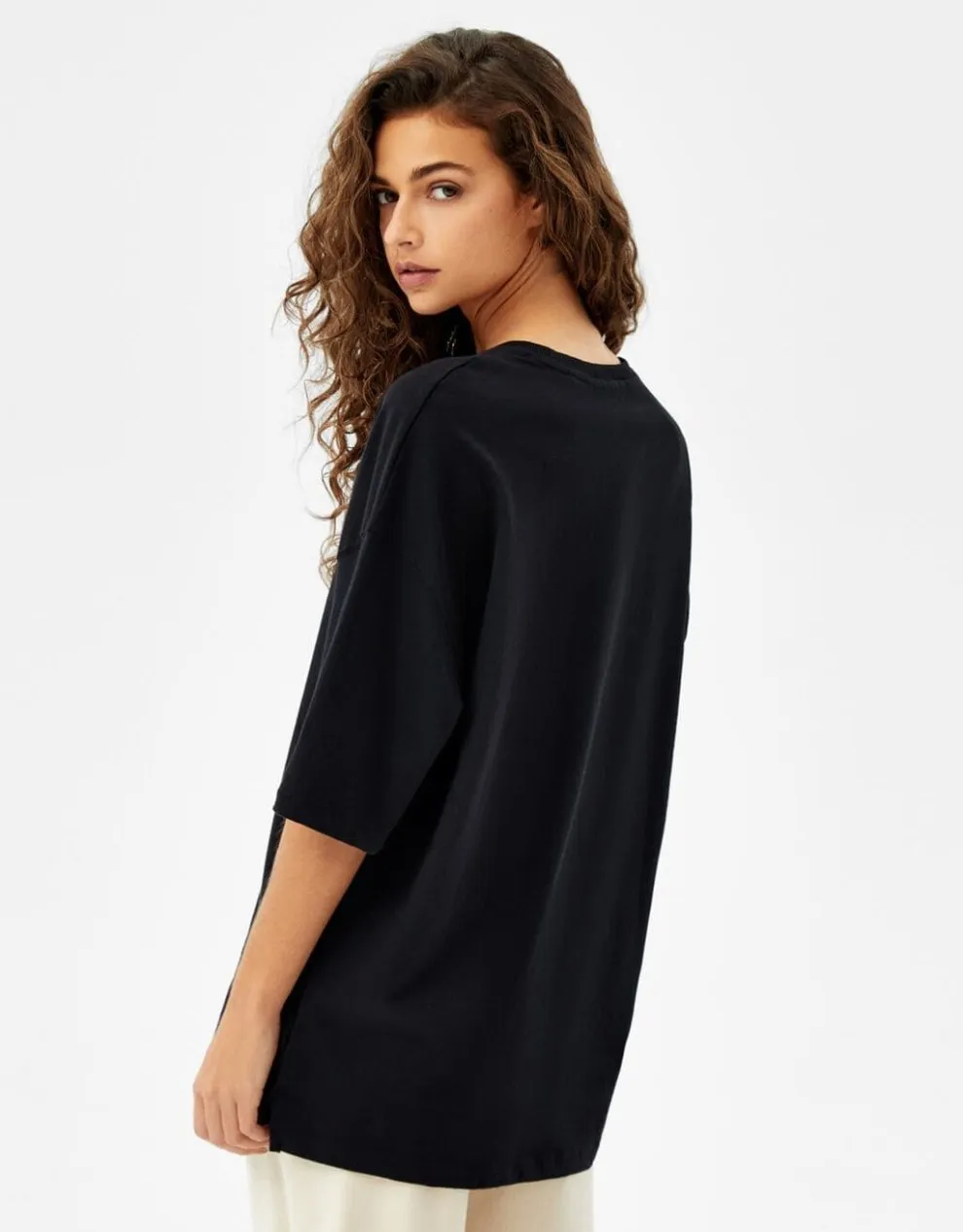 T-Shirt im Extra Loose Fit · Schwarz