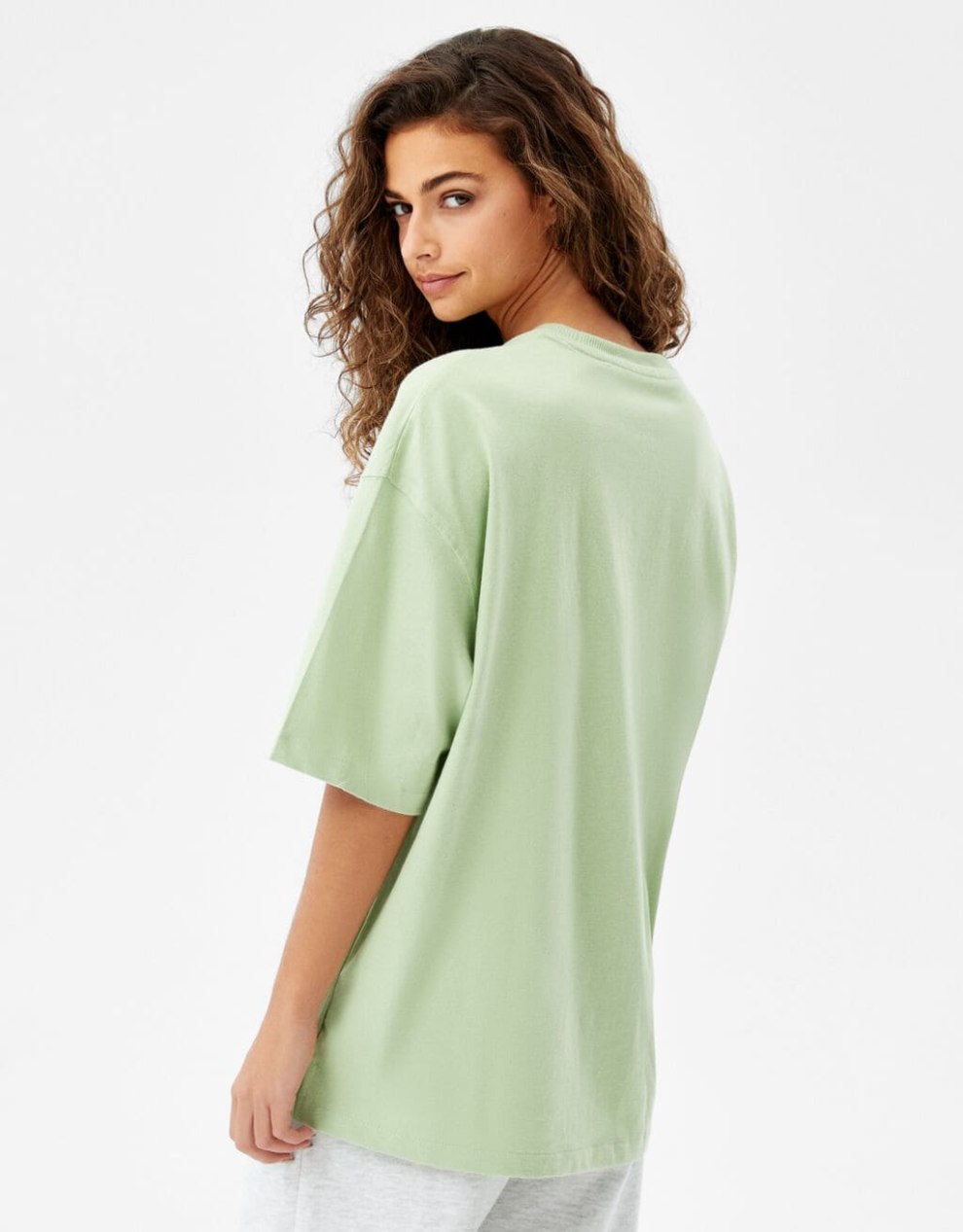 T-Shirt im Extra Loose Fit · Salbeigrün