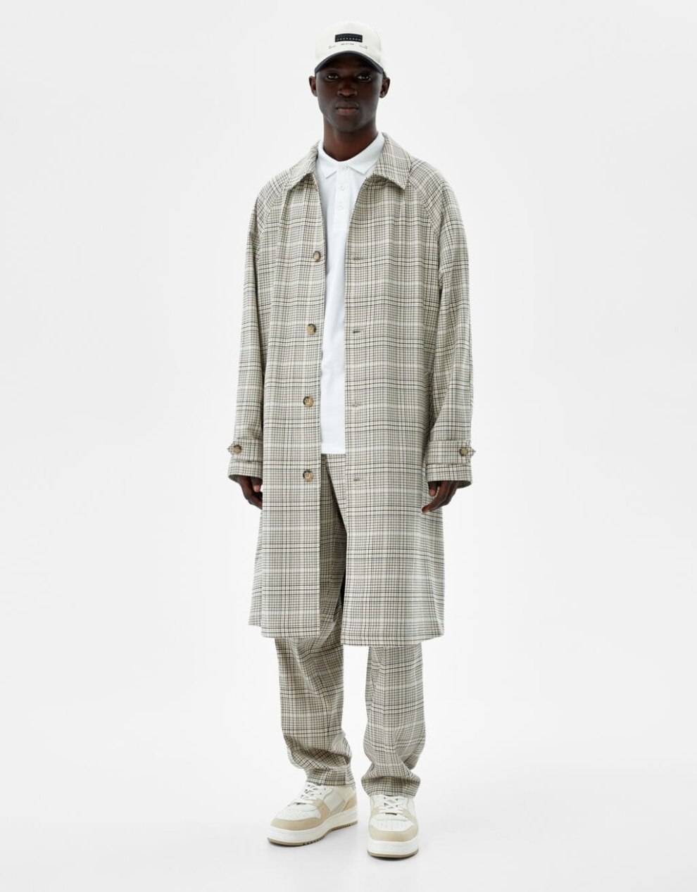 Karierter Trenchcoat · Camel