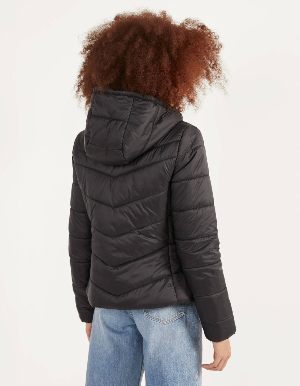 Steppjacke mit Kapuze · Schwarz